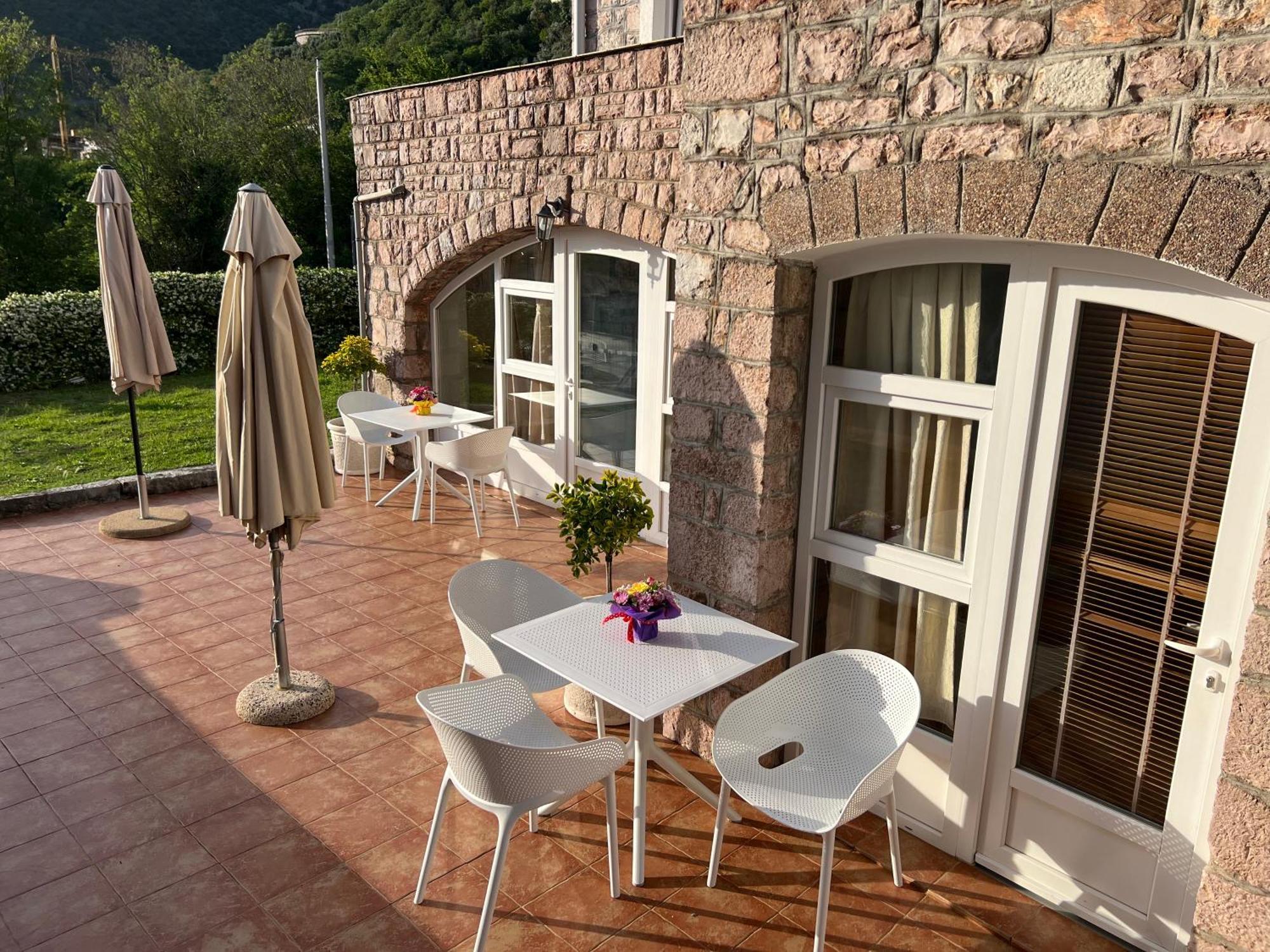 Apartments Pavlovic Petrovac Ngoại thất bức ảnh
