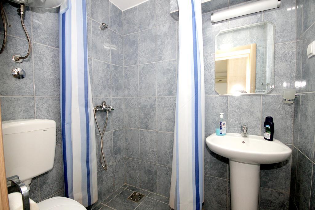 Apartments Pavlovic Petrovac Ngoại thất bức ảnh