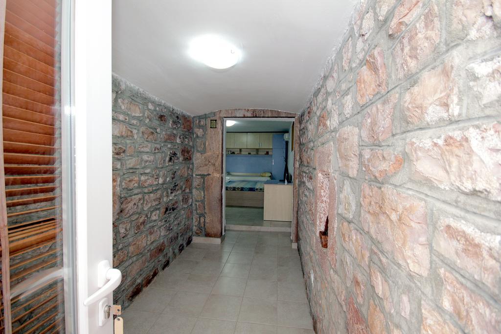 Apartments Pavlovic Petrovac Ngoại thất bức ảnh