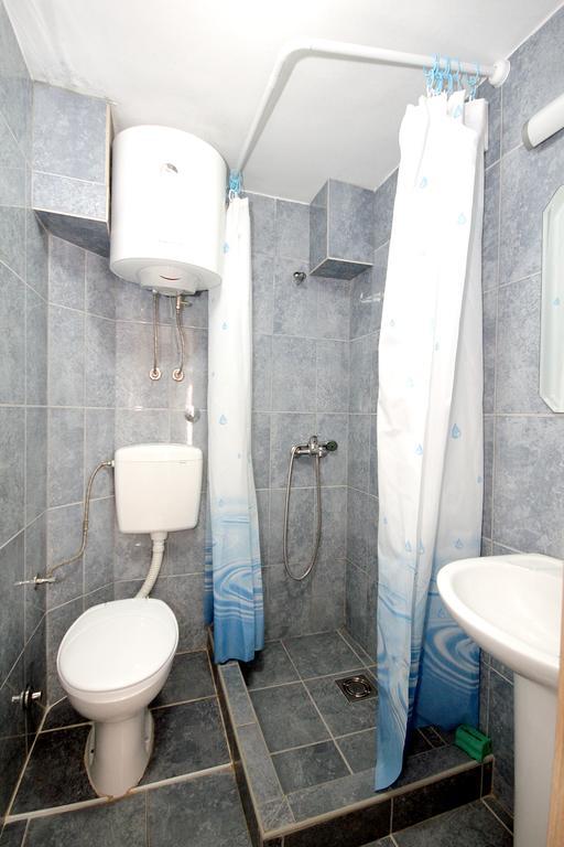 Apartments Pavlovic Petrovac Ngoại thất bức ảnh
